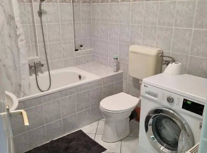 Koerteszirom Apartamento Eger